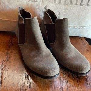 Rockport ankle boots. Genuine leather beige/grey Sz 5.5W